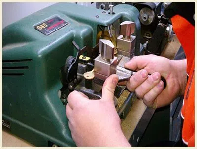 Alsip IL Locksmith Store Alsip, IL 708-300-1652 - 18-key-making